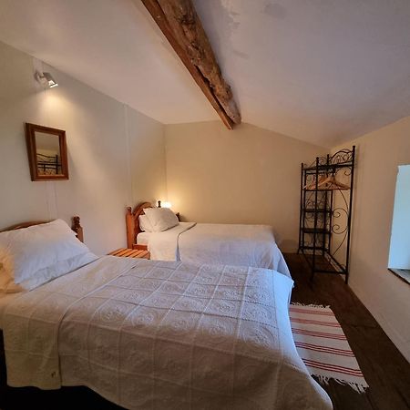 Pauls Barn Gite Nantiat Exterior photo